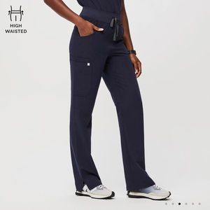 FIGS Navy Cargo Scrub Pants